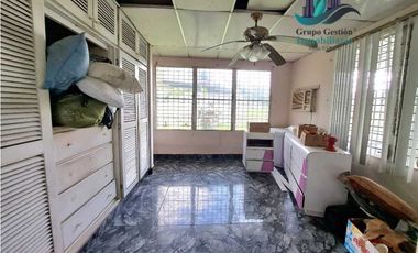 VENDO CASA IDEAL PARA COMERCIO - DAVID