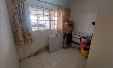 Vendo casa en Villa de Los Santos.