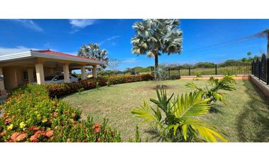 Vendo casa en Villa de Los Santos.