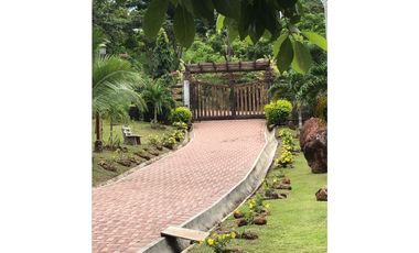 TERRENO / CHAME / SAJALICES / 4200M2 / ANEXO / BOHIO / PISCINA / RIO