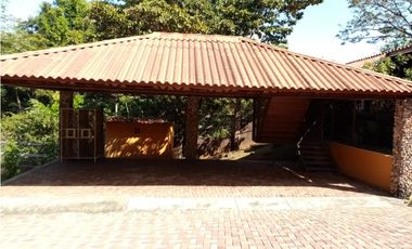 TERRENO / CHAME / SAJALICES / 4200M2 / ANEXO / BOHIO / PISCINA / RIO