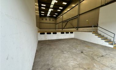 ALQUILER BODEGA  255M2 LAS MAÑANITAS AEROPUERTO COMMERCIAL PARK III MC