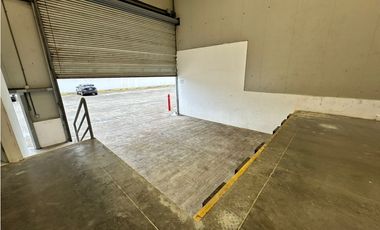 ALQUILER BODEGA  255M2 LAS MAÑANITAS AEROPUERTO COMMERCIAL PARK III MC