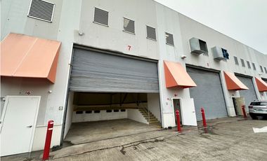 ALQUILER BODEGA  255M2 LAS MAÑANITAS AEROPUERTO COMMERCIAL PARK III MC