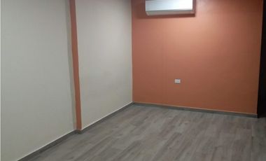 SE ALQUILA HERMOSA CASA