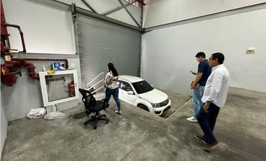 ALQUILER BODEGA 286M2 LAS MAÑANITAS AEROPUERTO COMMERCIAL PARK III MC