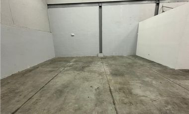ALQUILER BODEGA 286M2 LAS MAÑANITAS AEROPUERTO COMMERCIAL PARK III MC