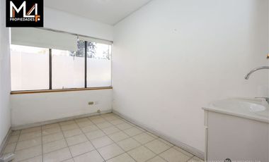 Oficina en Venta en Av. Apoquindo/Metro Alcantara