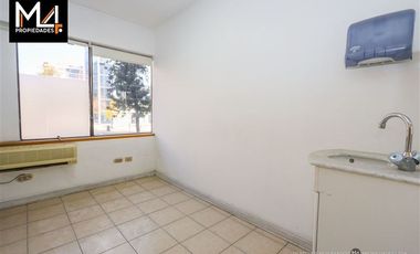 Oficina en Venta en Av. Apoquindo/Metro Alcantara