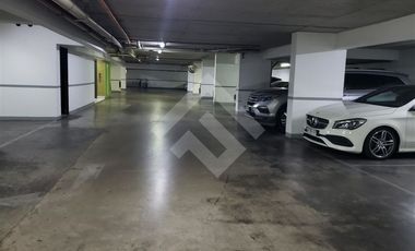 Oficina en Arriendo en Apoquindo / Rosario Sur