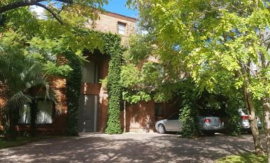 FABULOSA CASA RESIDENCIAL - Los Castores Nordelta