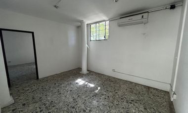 OFICINAS EN RENTA EN PASEO TABASCO EN INIGUALABLE UBICACION