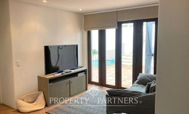 Casa en exclusivo condominio La Pedrera con vista al mar.