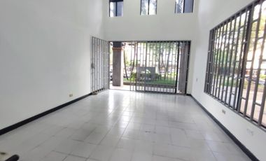 LOCAL EN ARRIENDO UBICADO EN MEDELLIN SECTOR AVENIDA NUTIBARA