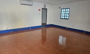 Venta de bodega en colonia Tila