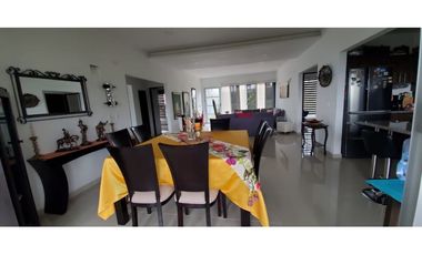 VENTA AMPLIA Y CÓMODA CASA  EN  SANTA ROSA DE CABAL (RISARALDA)