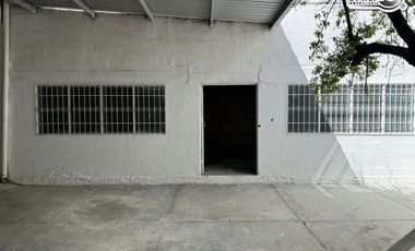 Renta Local Comercial con Bodegas
