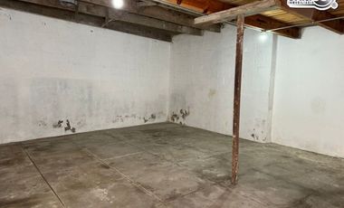 Renta Local Comercial con Bodegas