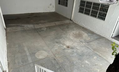 Renta Local Comercial con Bodegas