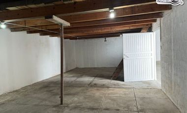 Renta Local Comercial con Bodegas