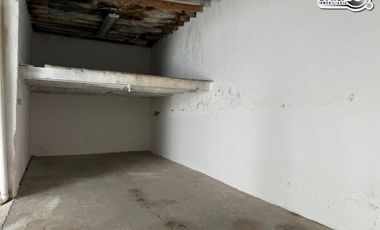 Renta Local Comercial con Bodegas