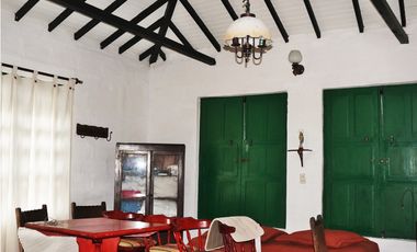 Casa típica Campestre 4 habitaciones   vía Rionegro - El Carmen