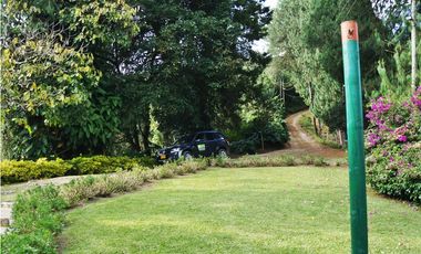 Casa típica Campestre 4 habitaciones   vía Rionegro - El Carmen