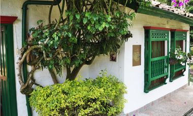 Casa típica Campestre 4 habitaciones   vía Rionegro - El Carmen