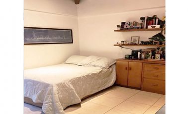 venta casa campestre antioquia Medellin poblado superior Montessori 3 niveles balcones campestre jardines grande 4 alcobas san lucas lujo luxury