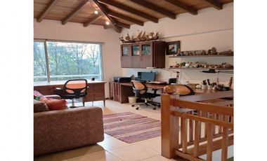 venta casa campestre antioquia Medellin poblado superior Montessori 3 niveles balcones campestre jardines grande 4 alcobas san lucas lujo luxury