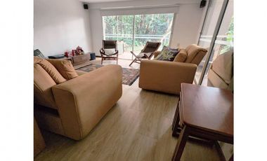 venta casa campestre antioquia Medellin poblado superior Montessori 3 niveles balcones campestre jardines grande 4 alcobas san lucas lujo luxury