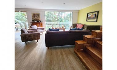 venta casa campestre antioquia Medellin poblado superior Montessori 3 niveles balcones campestre jardines grande 4 alcobas san lucas lujo luxury