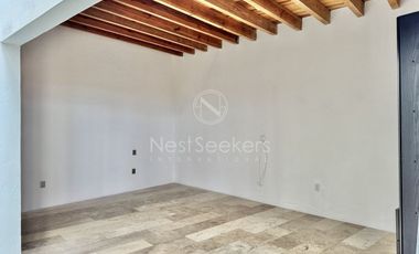Casa en renta y venta  en Avándaro con vista al bosque y al lago