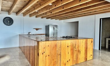 Casa en renta y venta  en Avándaro con vista al bosque y al lago