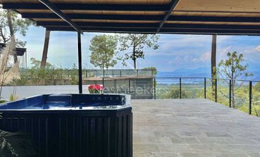 Casa en renta y venta  en Avándaro con vista al bosque y al lago