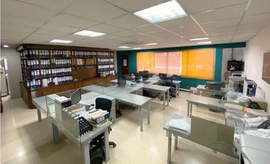 Venta local oficina Medellín poblado aguacatala recibo menor arriendo