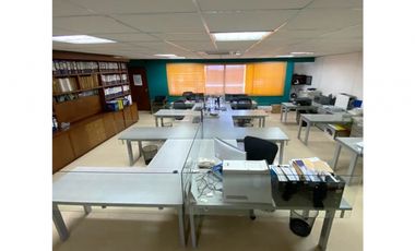 Venta local oficina Medellín poblado aguacatala recibo menor arriendo