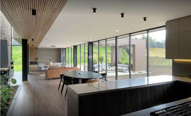Venta casa campestre Medellín poblado palmas sin peaje luxury lujo