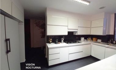 Venta Apartamento Medellín poblado lujo moderno luxury 192 mt2 vista