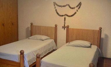 CASA EN TABACHINES