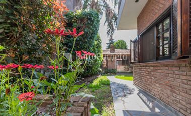 Venta casa 4 ambientes en Ramos Mejia.