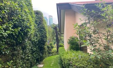 Casa en venta/ renta en Bosques de Las Lomas