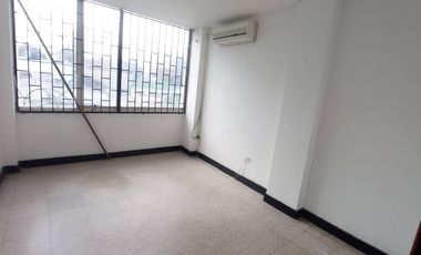 APARTAESTUDIO EN ARRIENDO BARRIO CENTRO|1714
