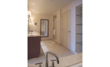 Venta de Apartamento en The Residence, Hotel Bristol, Bella Vista