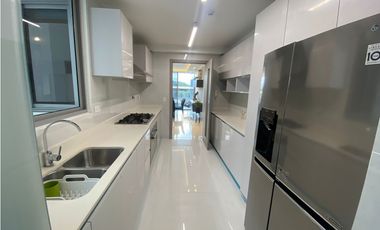 SEA CONFIABLE VENDE APARTAMENTO EN PH VELURE AMOBLADO
