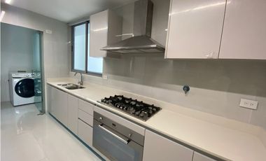 SEA CONFIABLE VENDE APARTAMENTO EN PH VELURE AMOBLADO
