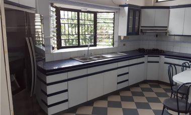 SE ALQUILA HERMOSA CASA UBICADA EN EL DORADO
