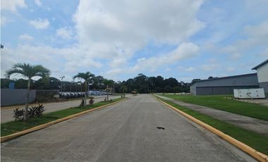 Se alquilan bodegas desde 1000mts en Panamá Oeste