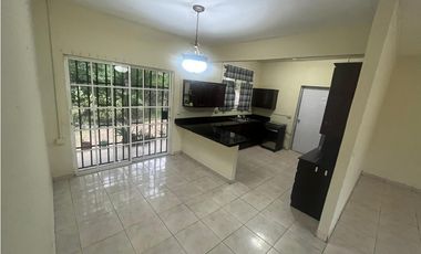 SE ALQUILA CASA EN HOWARD