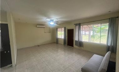 SE ALQUILA CASA EN HOWARD